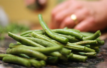 Cooked green beans for cats and kittens